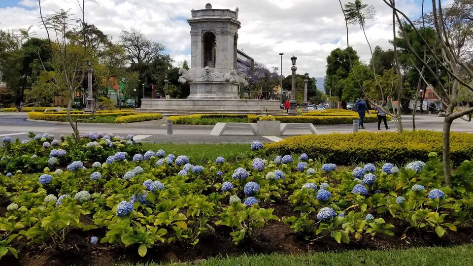 Plaza España en Zona 9, Ciudad de Guatemala