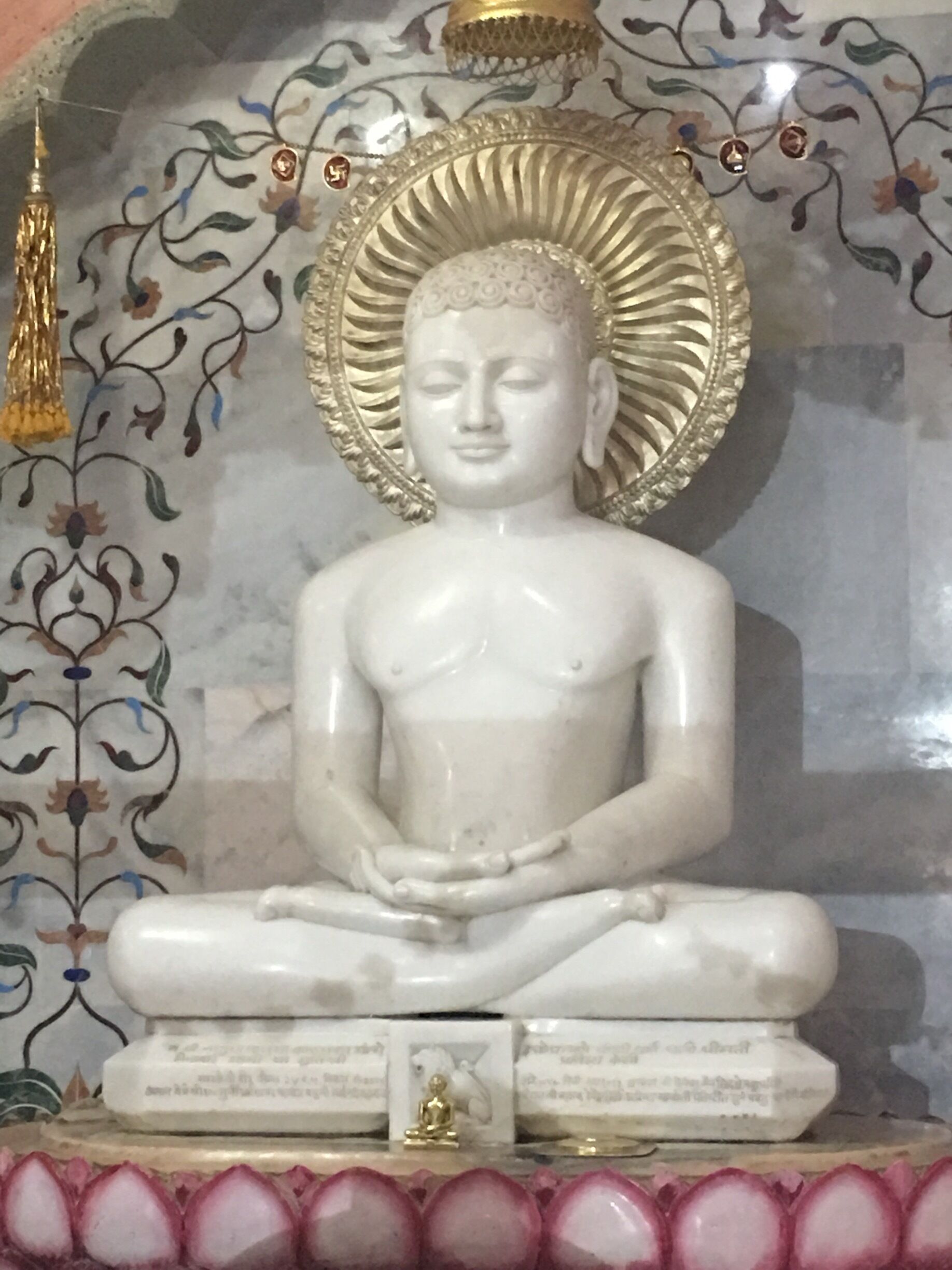 It's beautiful place well middle of hills near Amravati in state of Maharashtra- India. This is holy place for Digambar Jain community. Well & neatly preserved. We have very good climate, nature's beauty & off course huge water fall. On hills we have 52 different temples where very old Jain idols are worshiped even today.