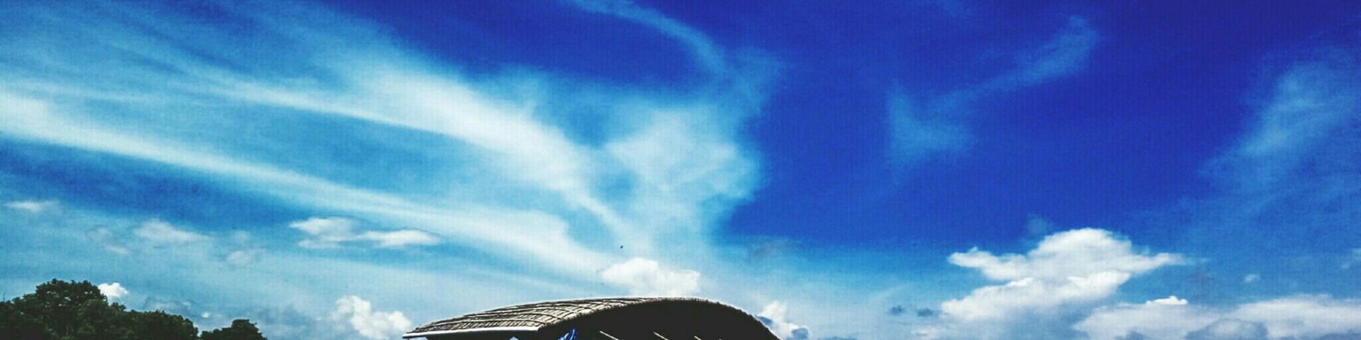 Boat is waiting for passengers..