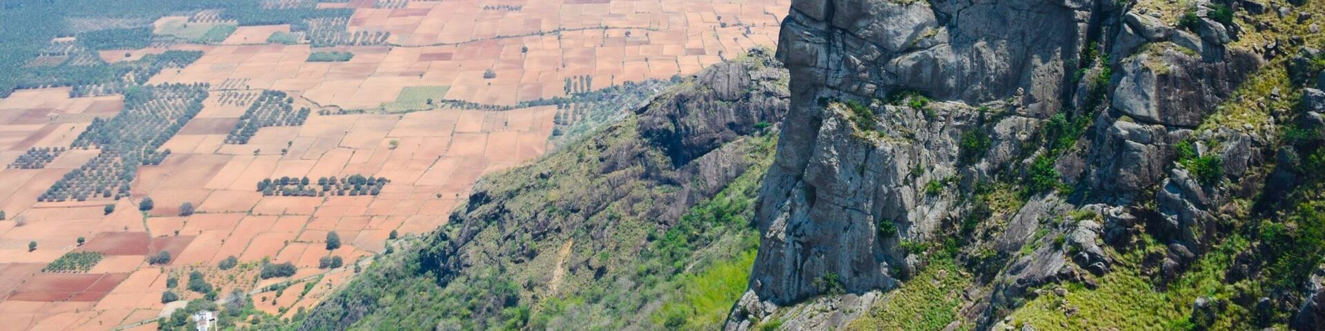 An amazing view from Kerala- Tamil Nadu border #Ramakkalmedu#Idukki#India # Trekking #hiking
#GreatOutdoors