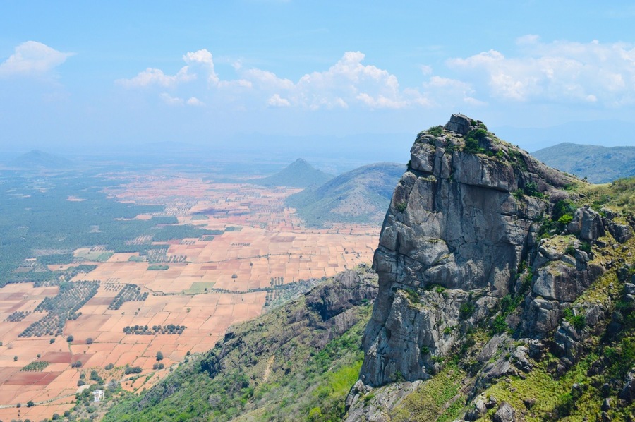 An amazing view from Kerala- Tamil Nadu border #Ramakkalmedu#Idukki#India # Trekking #hiking
#GreatOutdoors
