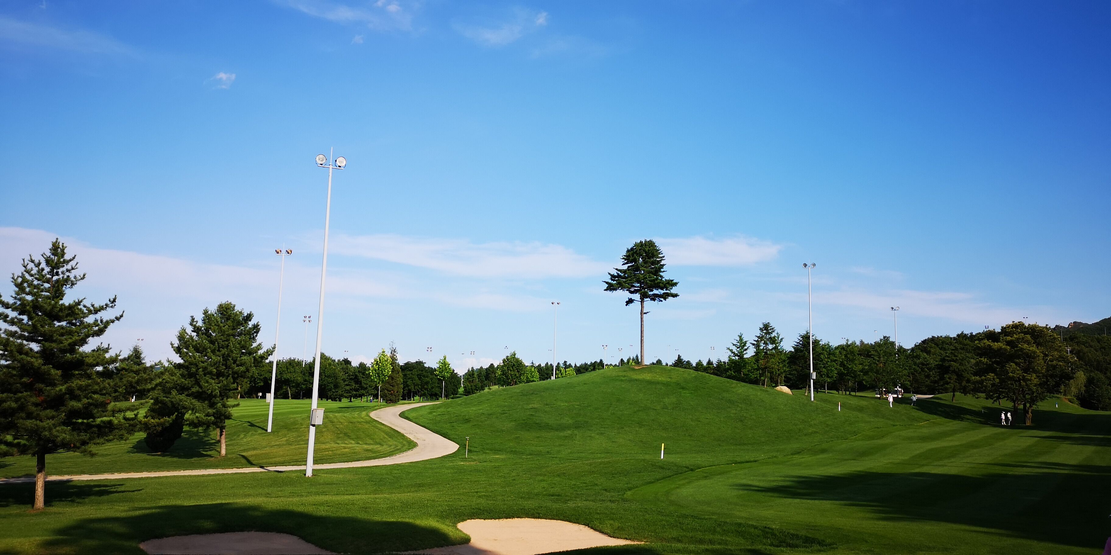 五龙高尔夫俱乐部