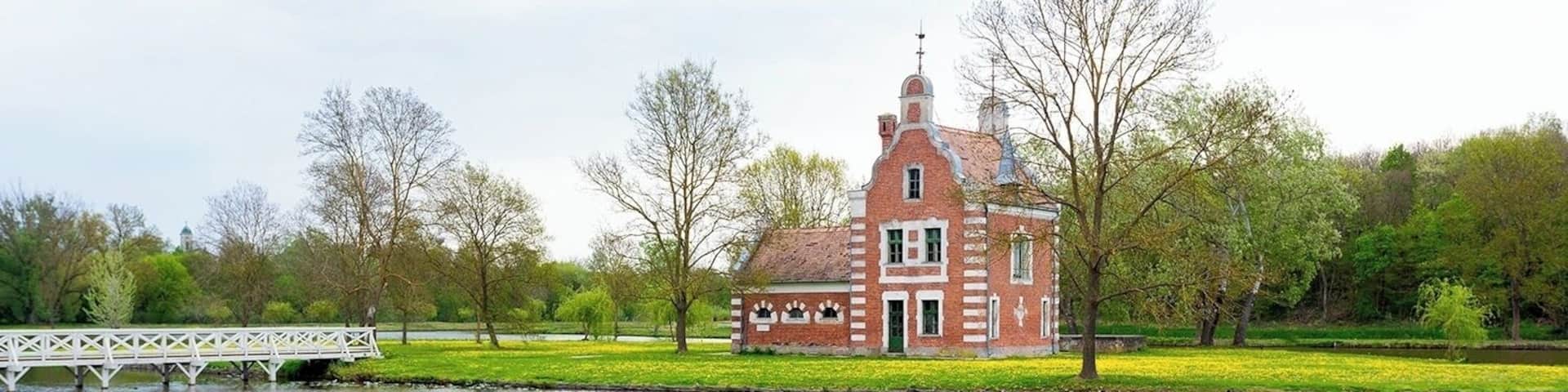 #Parks #BvSParks #BvSSPring #hungary #travel #heritage
The Dutch House can be found in the english landscape garden of the Festetics Mansion. Built in 1891 by Earl Pál Festetics. This dutch style building is located on a small island surrounded by a fish pond.