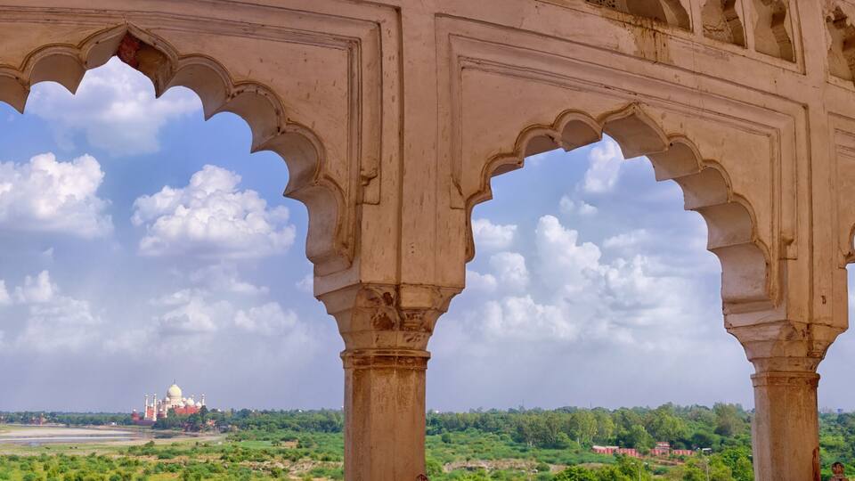 Panoramic view of Taj Mahal from Agra Fort in Agra, India