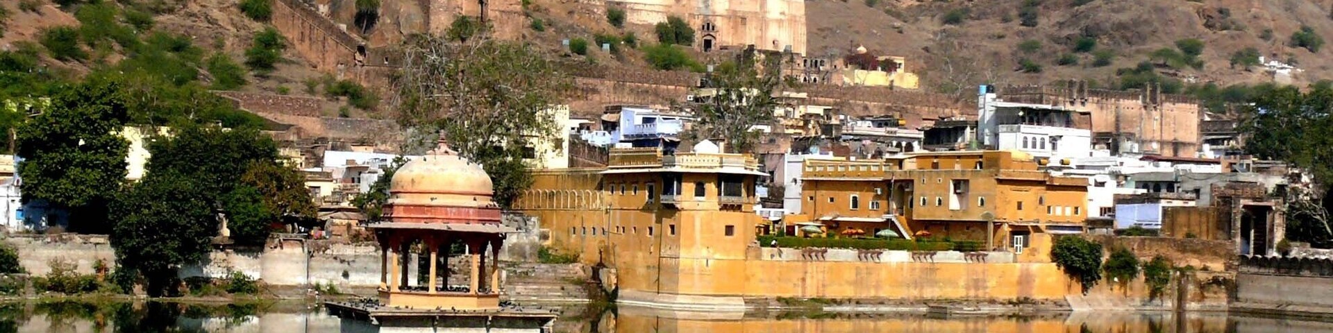#Bondi in #Rajasthan. Not a main stop but what a view. Part of a long Rajasthan trip. Climb up the fort for the view the other way.