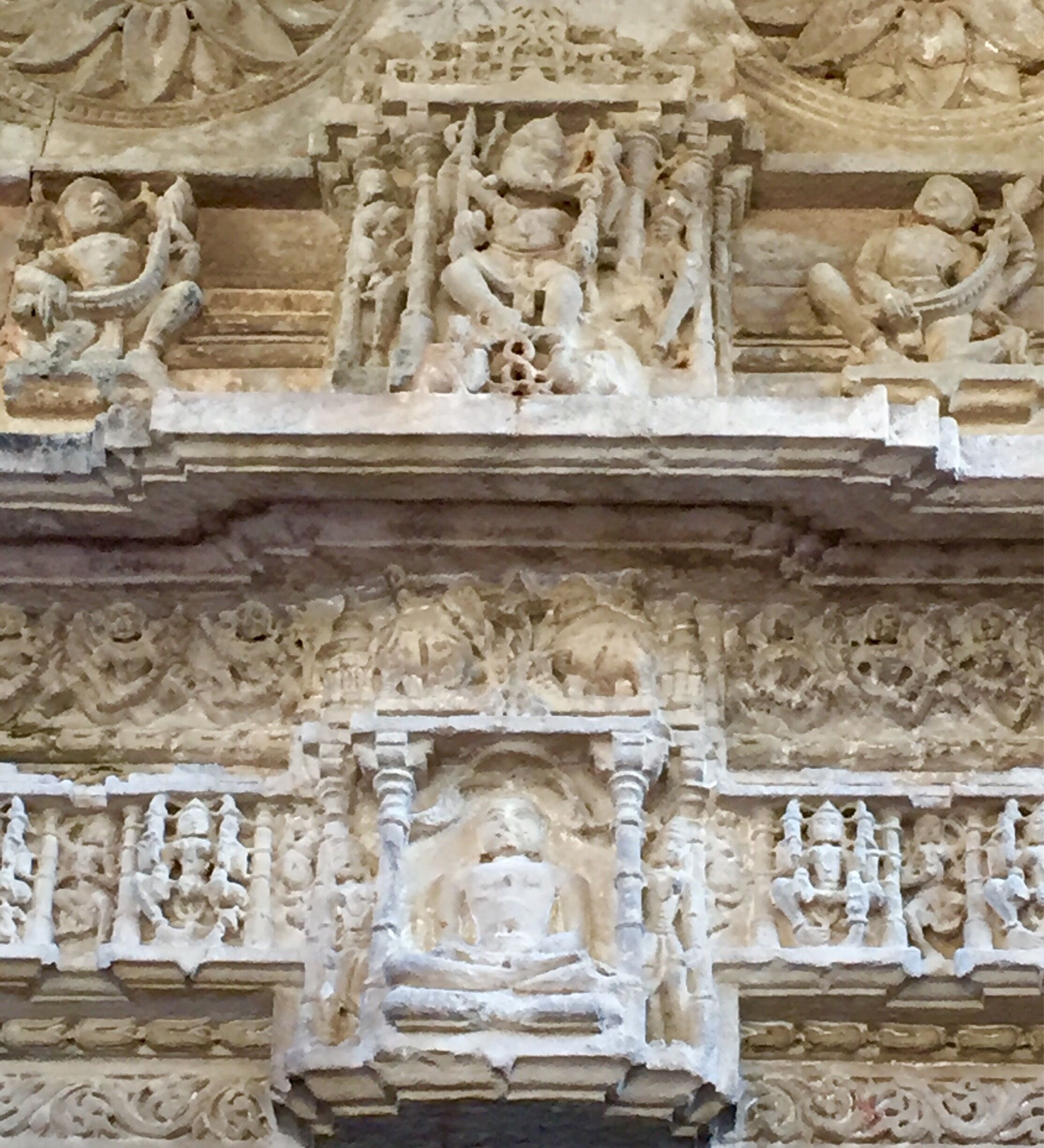 Ganesha and Jain Tirthankara... 🙏🙏🙏