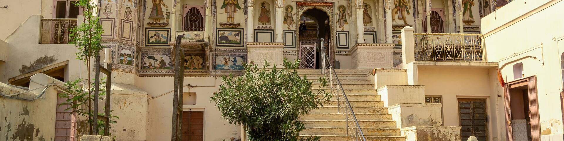 Raghunath Temple in Mount Abu, Famous Temples in Mount Abu