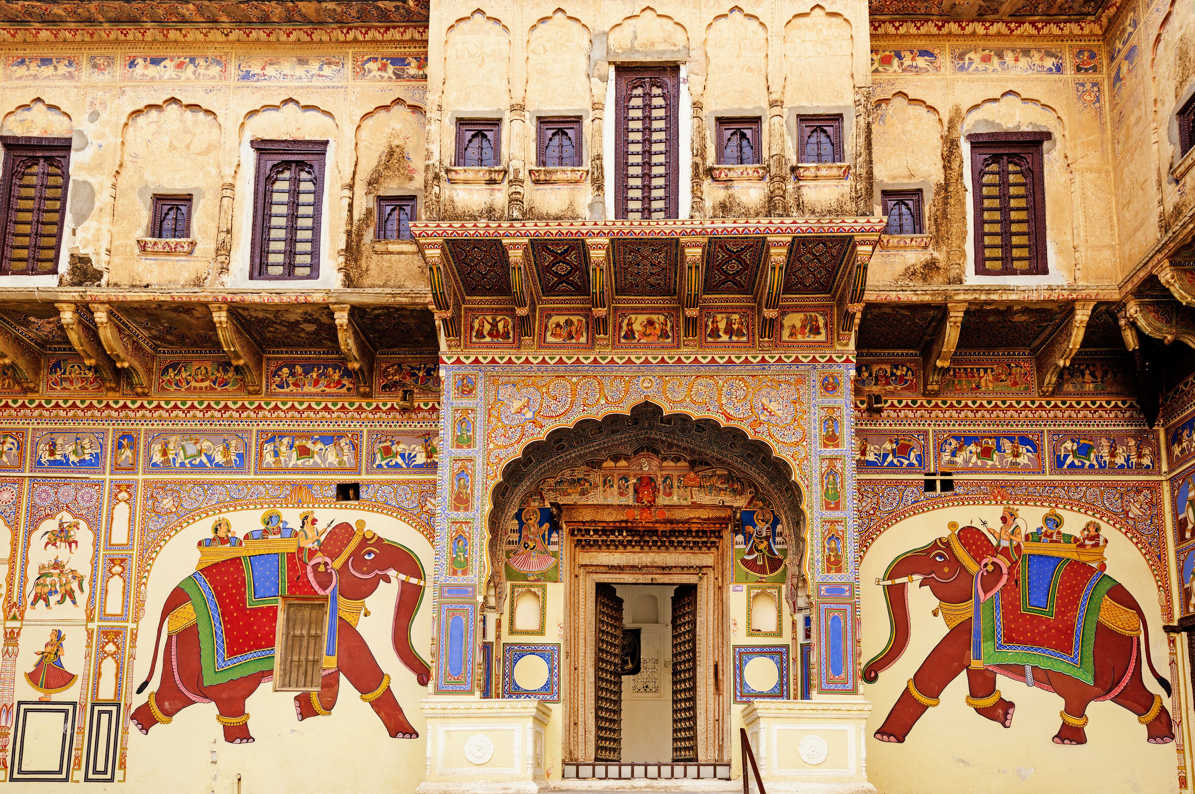 Frescoed Havelis in Mandawa, traditional ornately decorated residence, India. Rajasthan