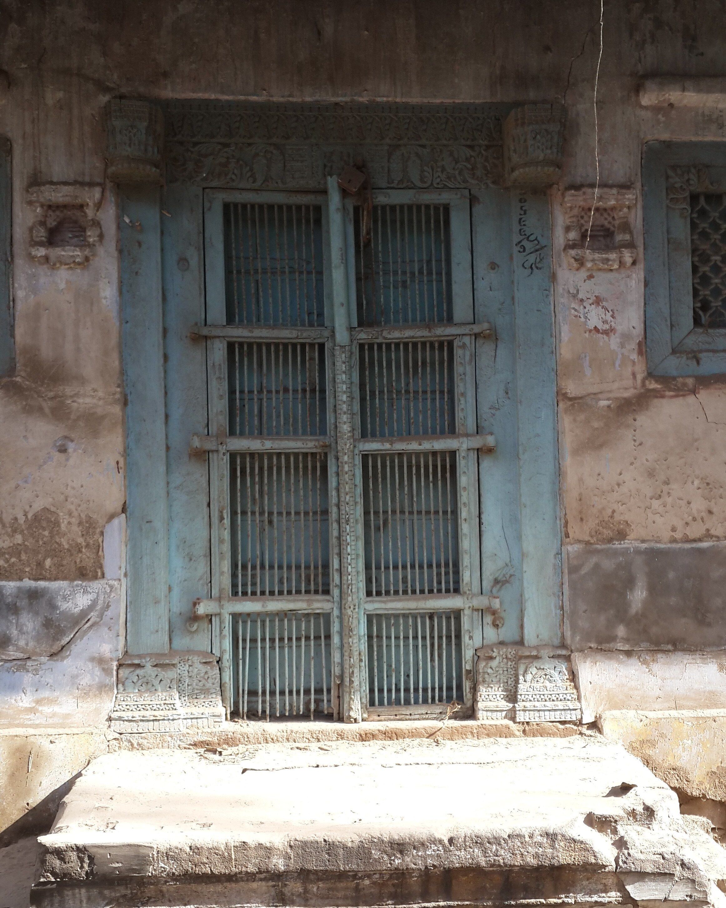 Doors to history 
#details