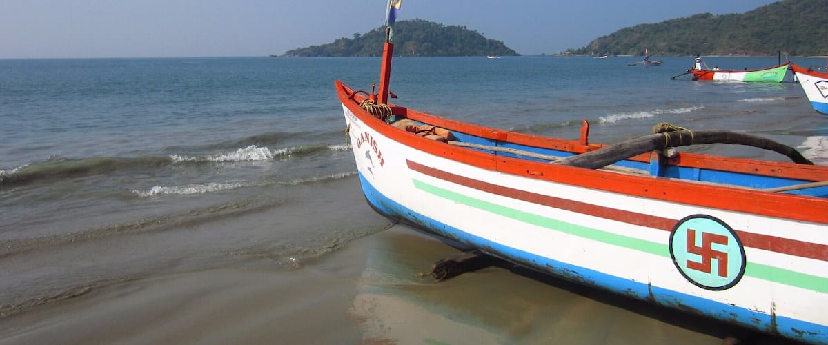 The sea, the surf, the sand, the sun. The idyllic nature of the setting. #blue #trover