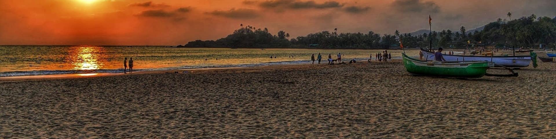 Patnem Beach, Canacona, South Goa - A quiet beach in the South of Goa, just next door to the famous Palolem Beach.
#gorgeousbeaches