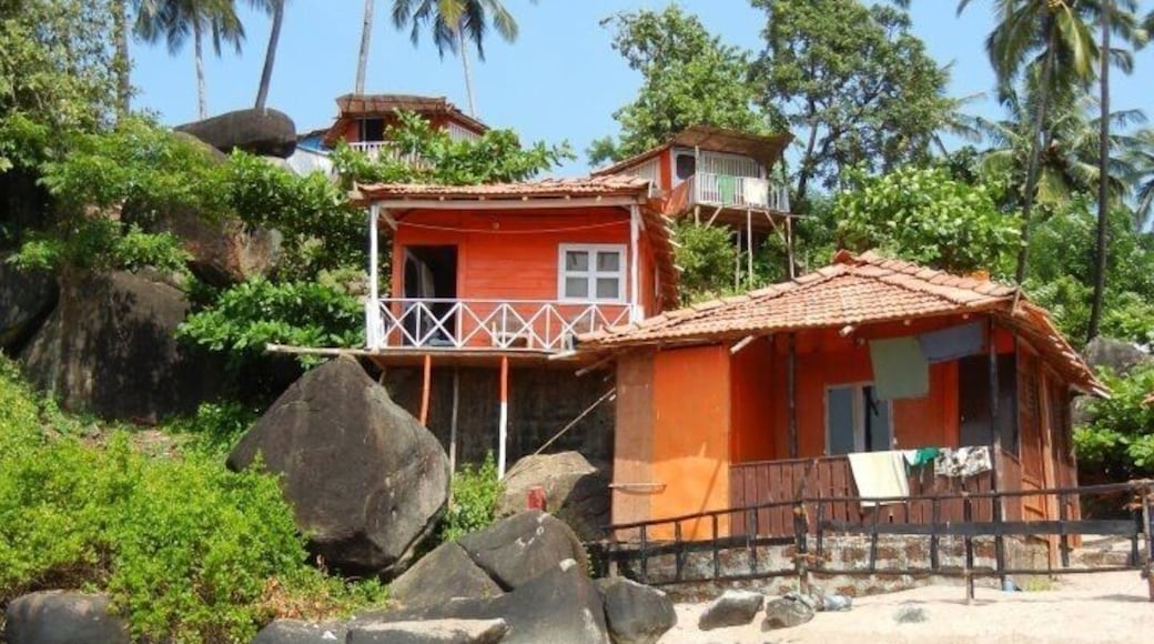 Beach houses in a quiet corner of Palolem beach, Goa.