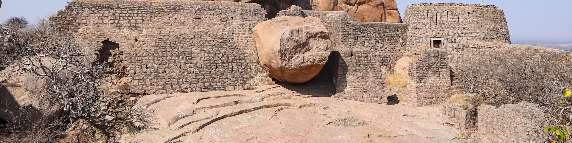 Ruined fortress and top hill of Madakasira Fort, Penukonda, Andhra Pradesh, India.
