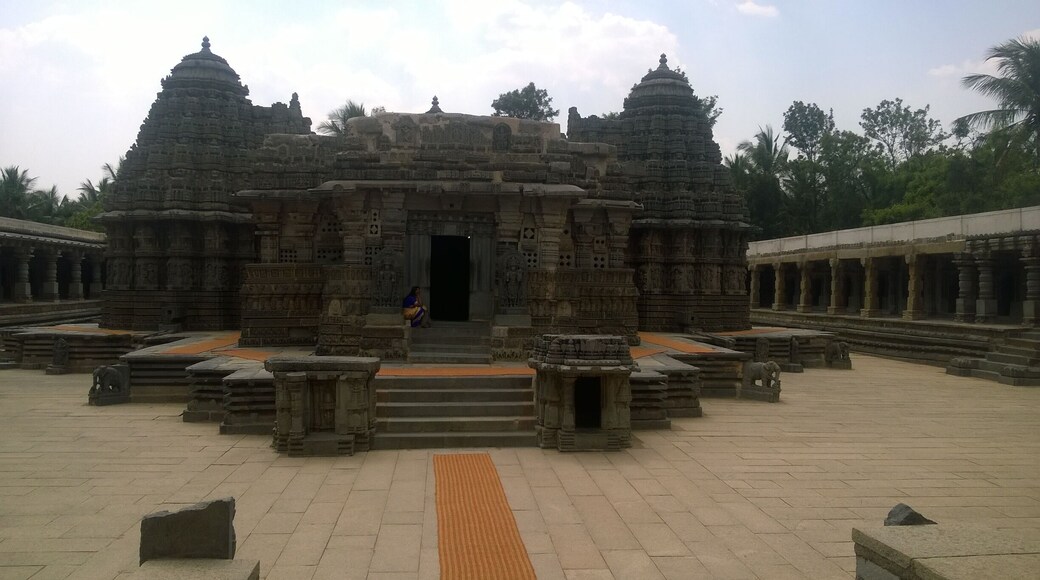 one of the famous and finest representations of Hoyasala architecture, intricate carvings and sculptures with metal like polishing attracts tourists. One of best places to experience Mysore tourism.
#Hoyasalabarchitectu #chennakeshava temple#peacefulplace#