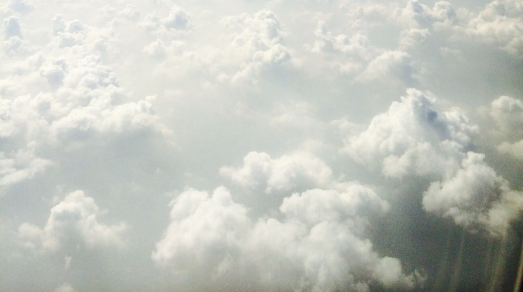 On cloud 9 😀 In an airplane looking out the window and this is what i see.
Then how could i resist capturing this breathtaking view :-)