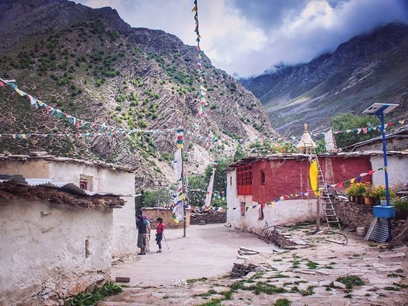Charang Monastery, Kinnaur: One of the oldest in Himachal. From the Kinner Kailash Parikrama trek. More about the Monastery http://colorodyssey.wordpress.com/2017/02/26/charang-monastery-the-most-holy-temple-of-kinnaur/
#trekking #buddhism #travel
