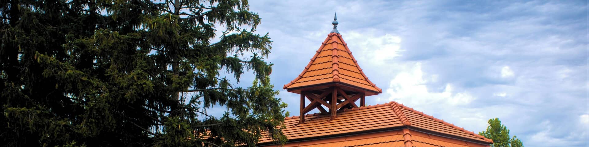 HDR photo of a house in Bösarkany