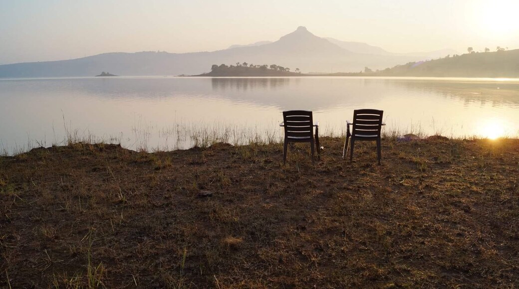 Shot during camping beside this beautiful lake located at lonavala, India. It was a blissful morning.
#india #lonavala #serene #lake #morningbliss #camping