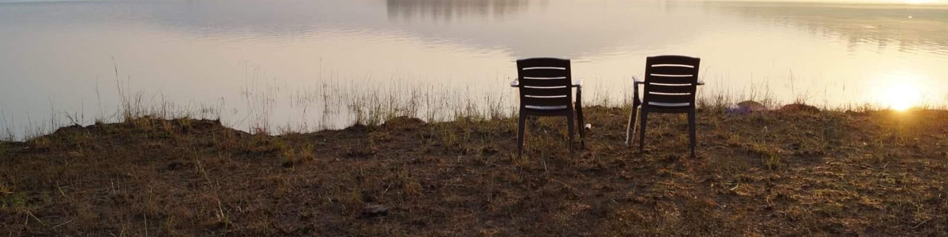 Shot during camping beside this beautiful lake located at lonavala, India. It was a blissful morning.
#india #lonavala #serene #lake #morningbliss #camping