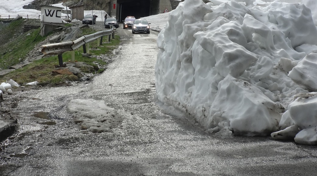Transfagarasanu - you will find in sommer also snowy portions.
The road is usually closed from late October until late June because of snow. Depending on the weather, it may remain open until as late as November. It may also be closed at other times, because of weather conditions (it occasionally snows even in August).
#hiking