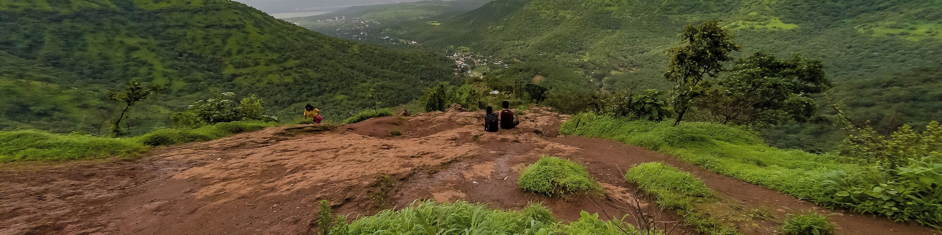 Perched on an isolated cliff of the Bhuleswar range in the Sahyadri Mountains, the fort is situated on a hill about 760 metres above ground. #AboveItAll #viewfromtop #lifeatexpedia #lifeofadventure #cloudy #maharashtra_ig #pune_ig #clickindiaclick