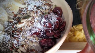 One of the best restaurants ever visited by me. Quality ingredients, interesting matches, lovely owner and personnel. I really can't wait to be back!
P.S. Only 2 minutes from the motorway.
#GoodEats #colorful