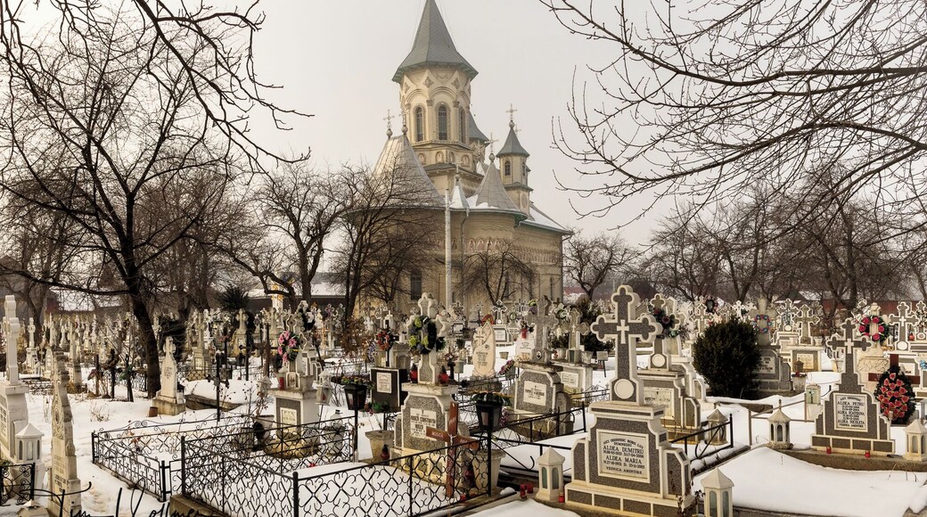 Romania is very interesting for photographers. Thrown back in time. Join my Photo tour through Romania. www.timvollmer.de