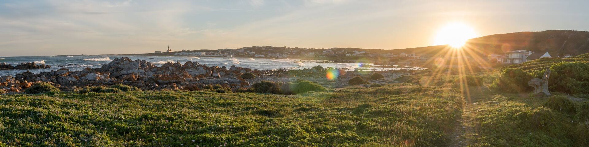 Panoramica Cape Agulhas al tramonto, South Africa