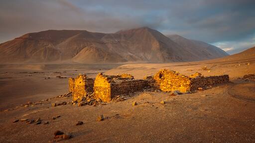 Ruins of a small abadoned village in the Camina valley (quebrada de Camiña) in the vicinity of Pisagua in the north of Chile