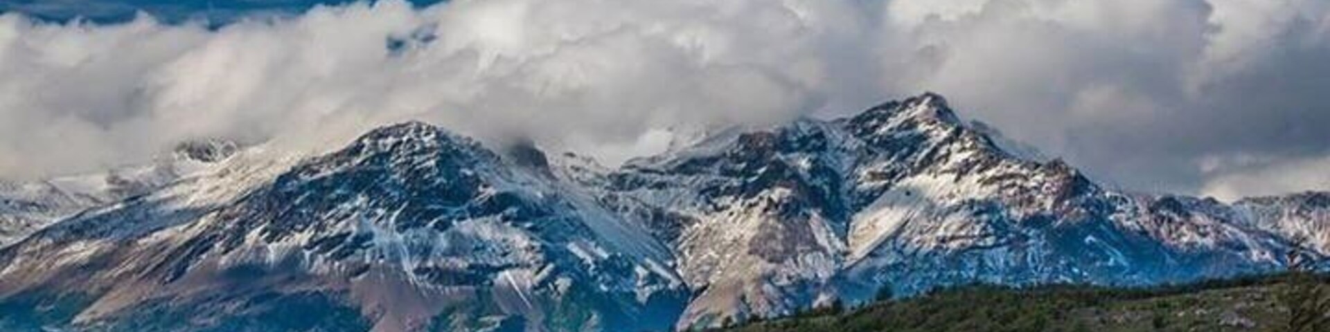 The rewarding view after crossing argentinian border to chile by foot- 24km with 24 kilos backpack.
#blue