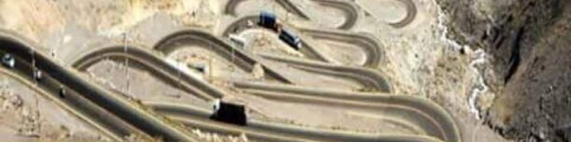 This is part of the road called:
" LOS CARACOLES "