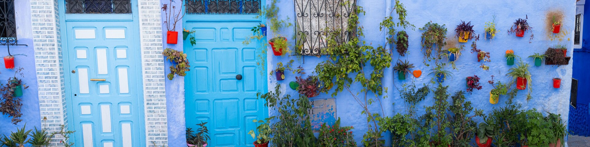 Glimpses of the blue city of Chefchaouen in Morocco