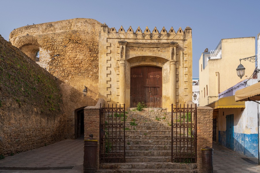 access to the walls Bab R'mel next to Bab Souk, Portuguese fortification, Asilah, morocco, africa