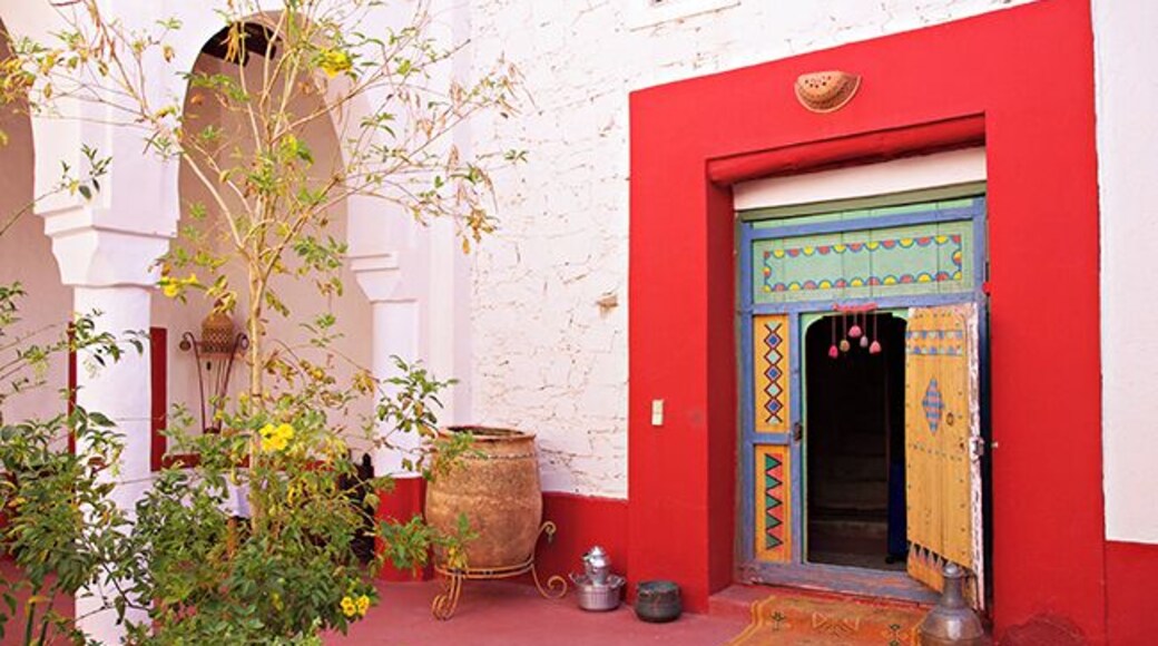 Dar Infiane is one of the nices and charming places we have ever stayed in. And the food is also perfect!