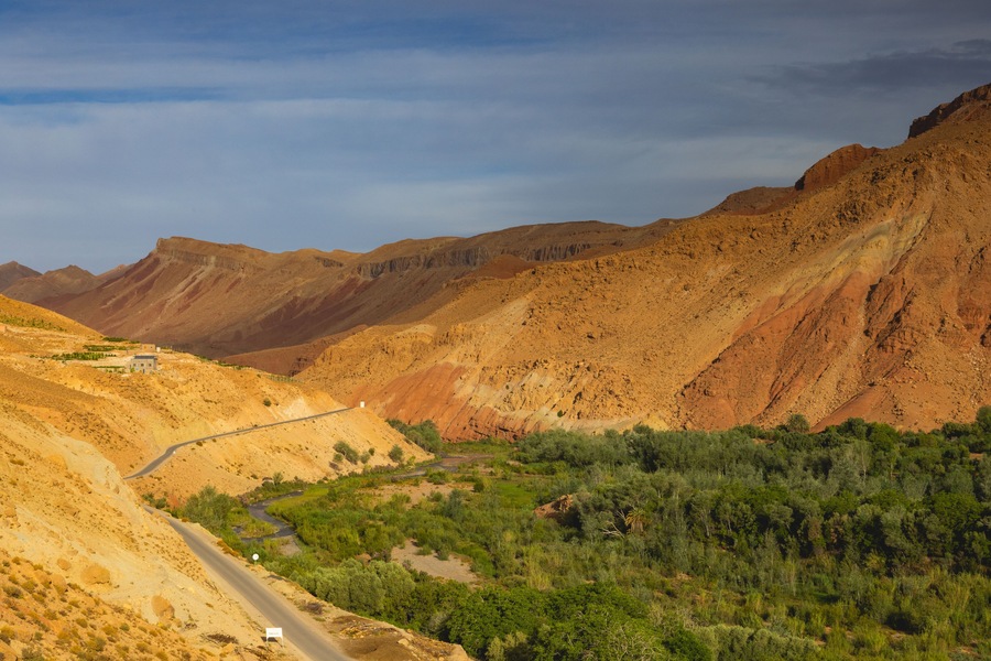 Ighil N'Oumgoun is a charming village located in the Drâa-Tafil