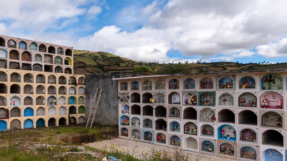 guaitarilla cemetery colombia