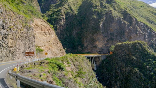 Cascada La Humeadora, camino a Pasto, Nariño, Colombia