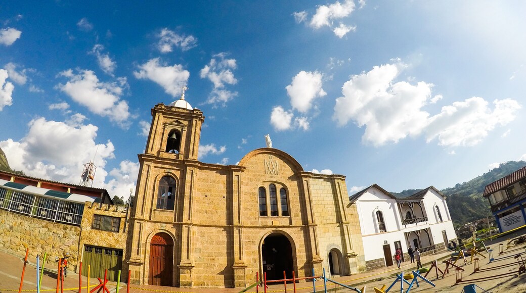 Tasco, a town with a long history of the liberating route