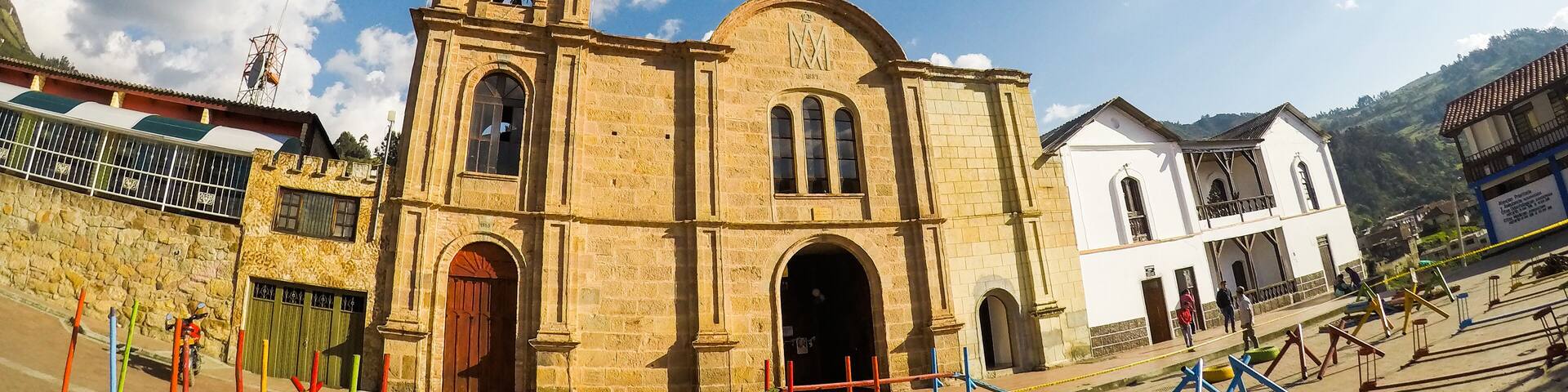 Tasco, a town with a long history of the liberating route