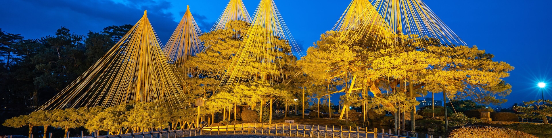 Light up in Kenrokuen Garden at night in Kanazawa, Japan