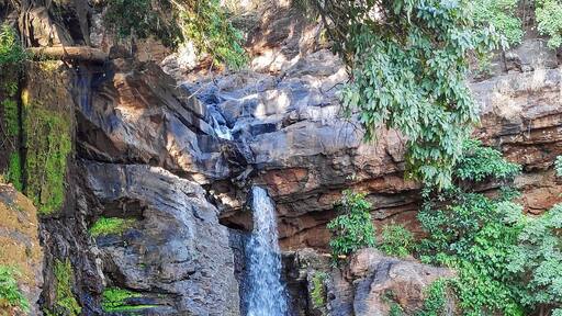 The #arvalemwaterfall, #Sanquelim, #Goa - also known as #Harvalem by the locals. This #mystical falls gushes out from an approximate height of 70 ft. on to a pool. This #picturesque falls can be seen from multiple layer from the view point. The place also houses The #Rudreshwartemple. You can visit the falls round the year, however the best time to experience this #majestic fall is during the #monsoons, gushing out in its full glory. You need to be carefull venturimg out in the pool.