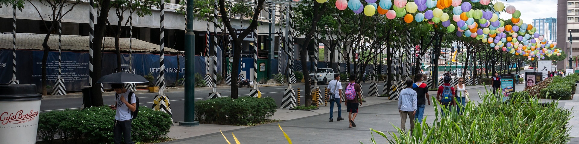 Apr 9,2018 Lantern decoration at Uptown mall in Fort Bonifacio