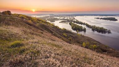 Vanilla Sunset on the Volga river