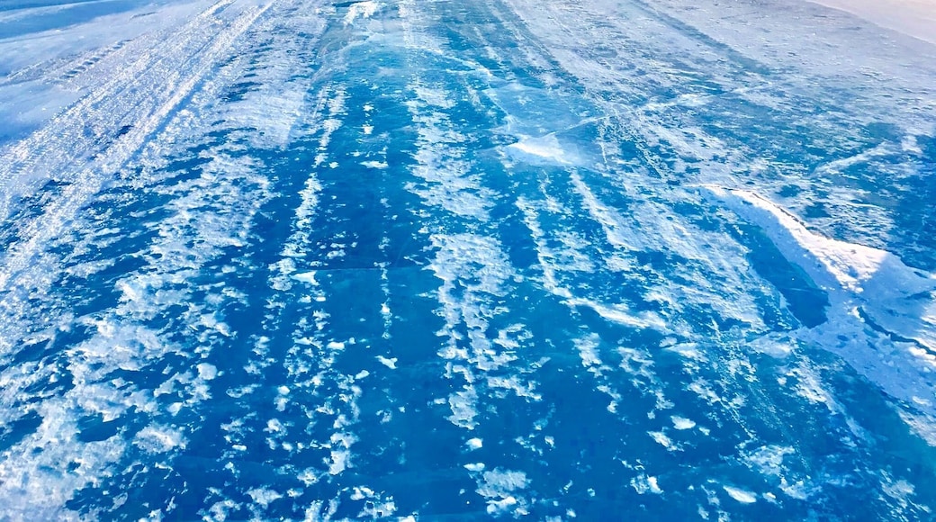 Most of northern #Russia has no roads but in winter you can access remote villages by driving on frozen rivers like this one in Anabar District of #Yakutia