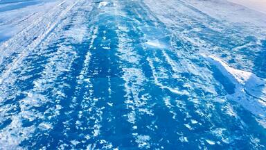 Most of northern #Russia has no roads but in winter you can access remote villages by driving on frozen rivers like this one in Anabar District of #Yakutia