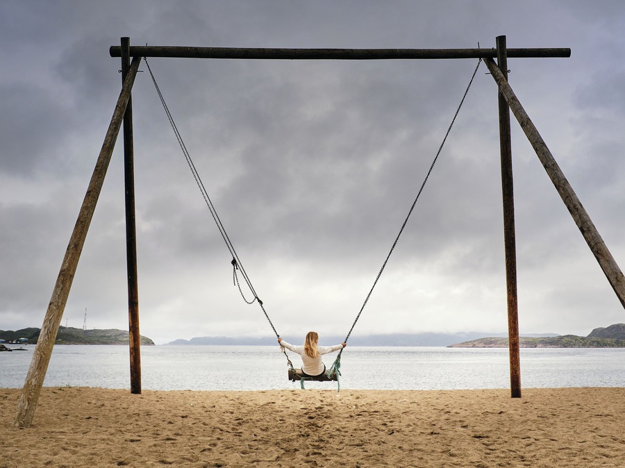 #Adventure contest
In the Middle Ages, the Barents Sea was known as the Sea of the Murmans (the word for “the Norwegians” that eventually gave name to the city of Murmansk). The Barents Sea is also called "The Devil's Dance Floor" and "Devil's Jaw" due to its unpredictability and difficulty level.
It is officially part of the Arctic Ocean, but in its characteristics it’s gradually leaning towards the Atlantic Ocean as its waters are getting warmed up by the drifts of the Atlantic. In the ports of Murmansk (Russia) and Vardø (Norway) the sea remains ice-free year round.