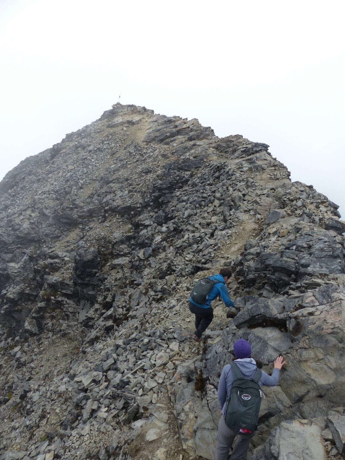 The final ridge to the second summit of cerro imbabura 4630m #hikingtheglobe
