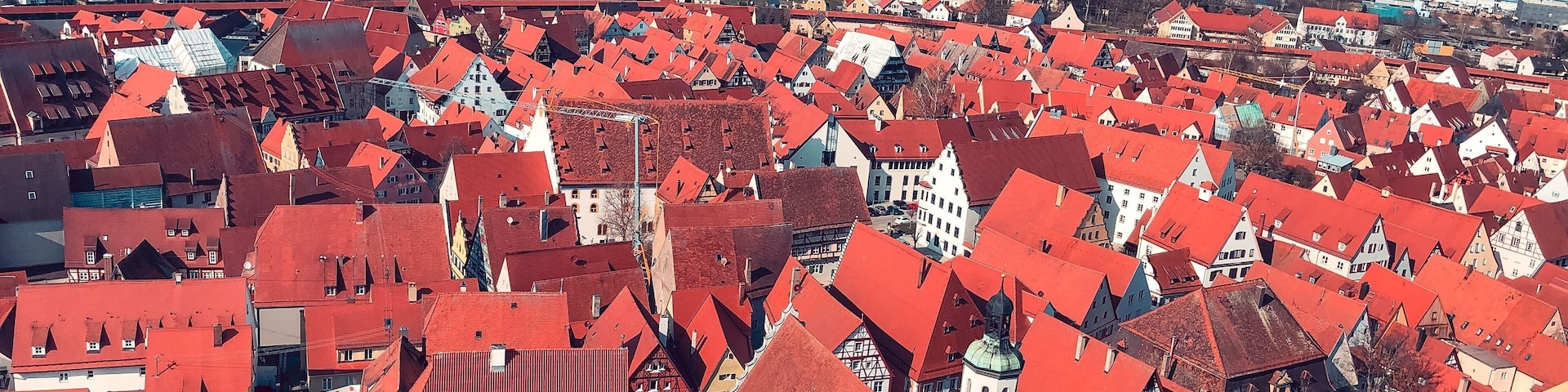 Red roofs everywhere 🏠 #nördlingen #germany #deutschland #travel #trip #nice #red #roofs #house #houses #housing