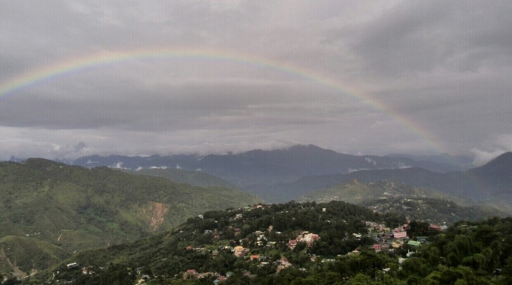 Reward after a chilly hike.Grateful to the great mountains of the Cordilleras.
#Hiking
