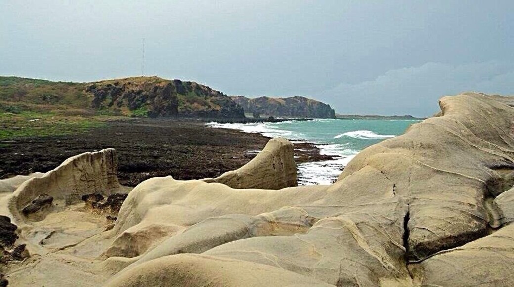 Kapurpurawan Limestone Formation and Coral Beach